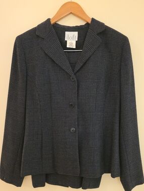 VINTAGE - Ann Taylor LOFT               Dark Charcoal Plaid Skirt Suit
